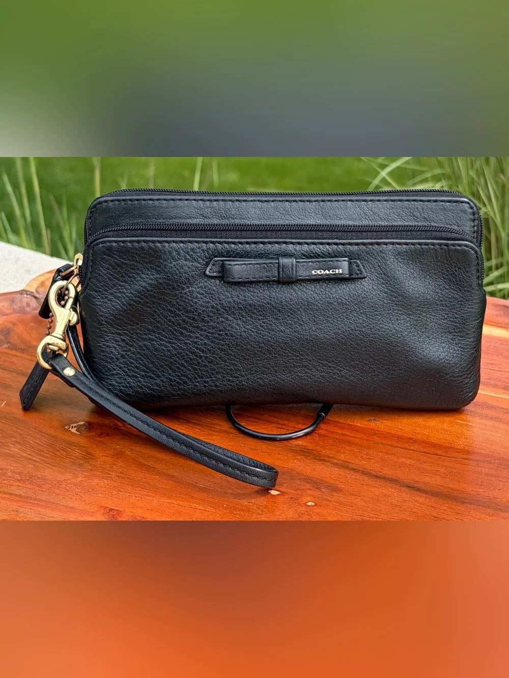 Coach Black Leather Double-Pocket Wristlet Clutch EUC